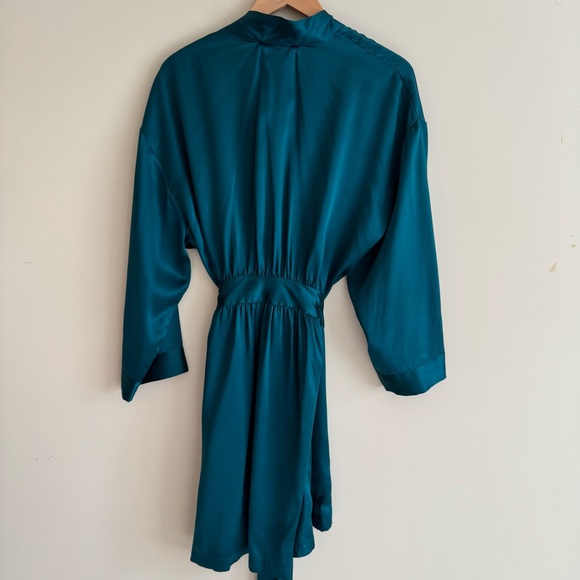 Vintage Gold Label Victoria's Secret Silk Robe Size S Green - Picture 2 of 11